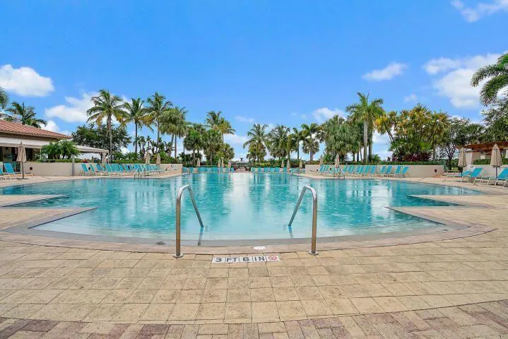 Evergrene pool