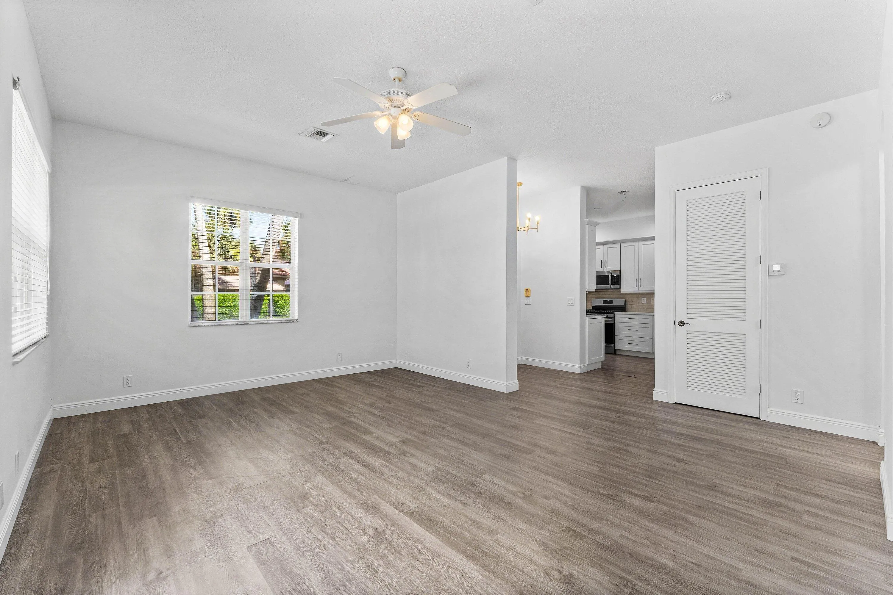 010-542TomahawkCourt-PalmBeachGardens-FL