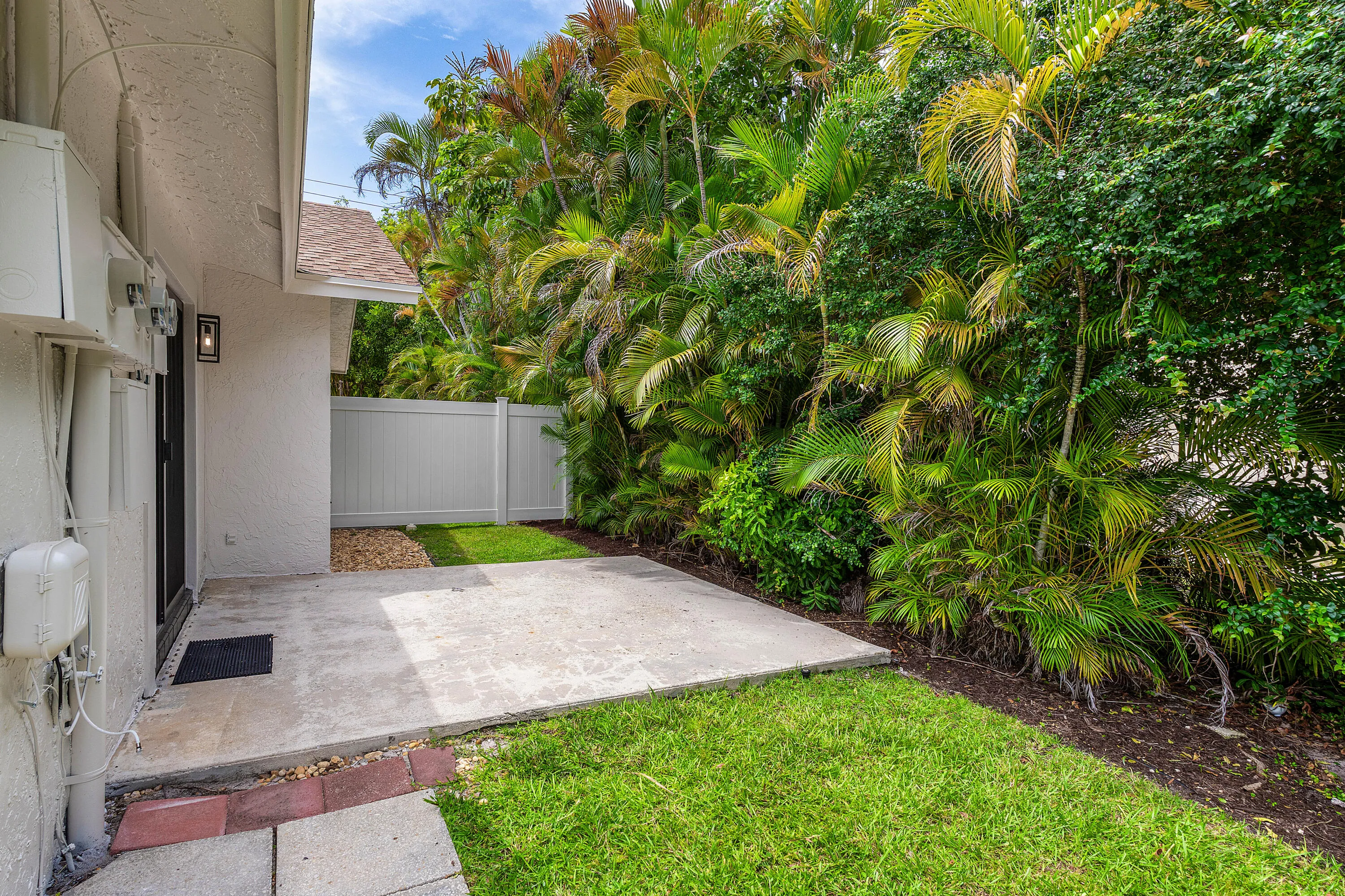 045-825DogwoodDrive-DelrayBeach-FL-33483