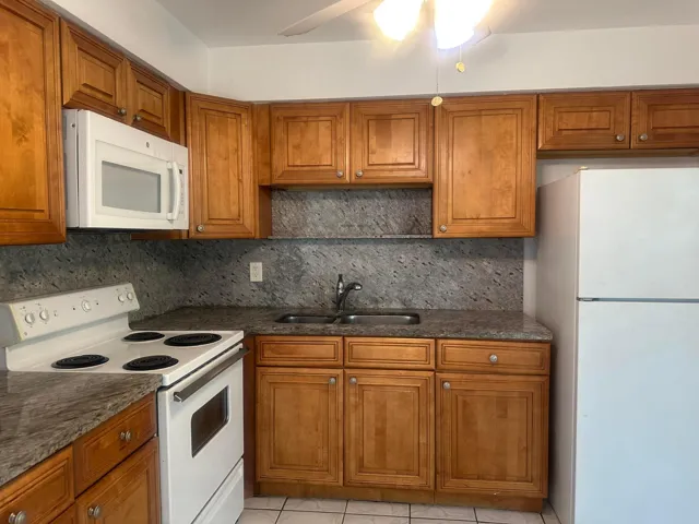 04 Kitchen