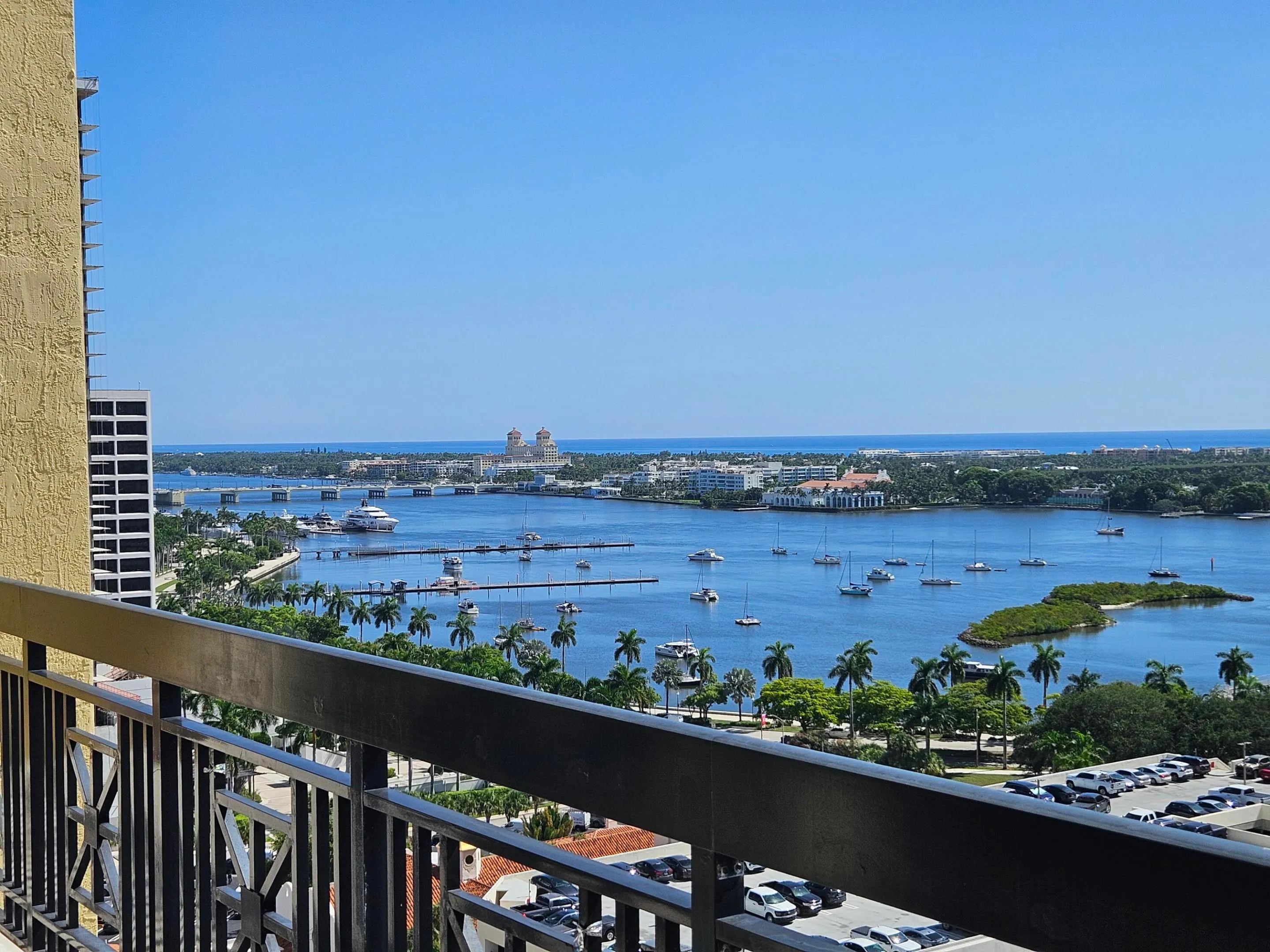 Water views from every room!