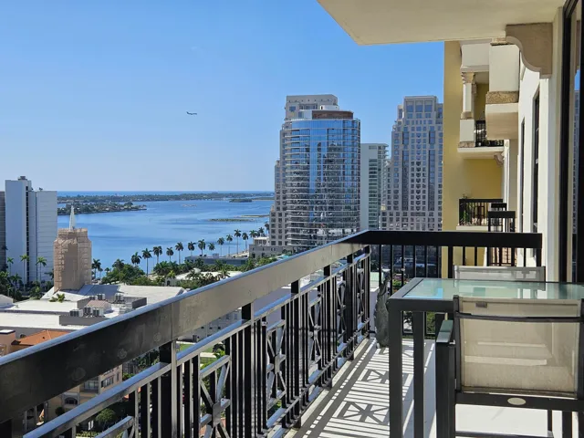 30 foot terrace ocean views!