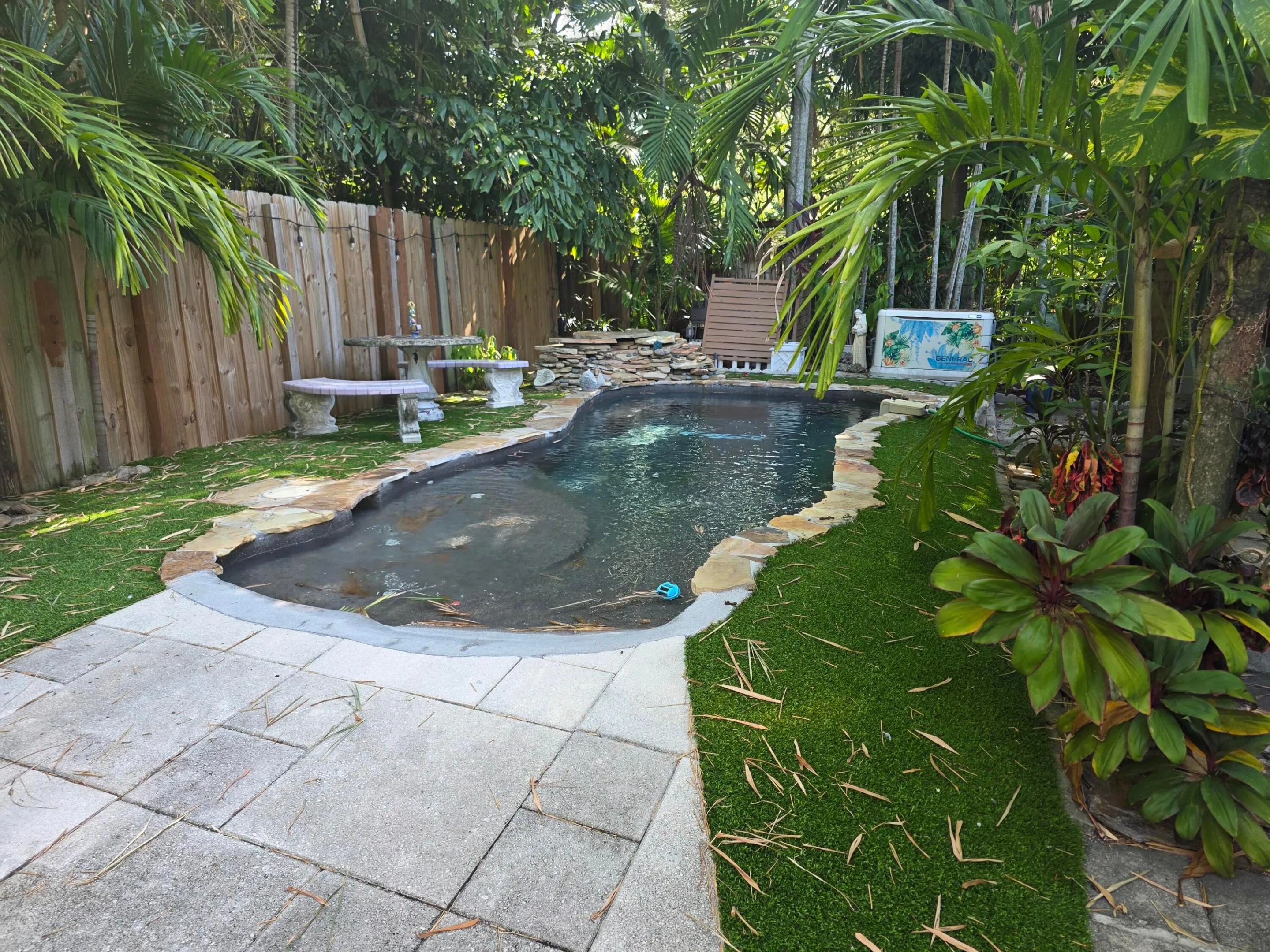 Pool