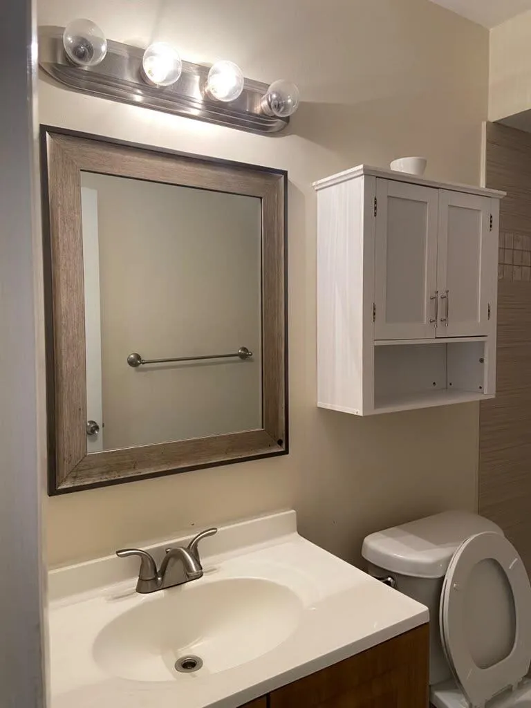 BATHROOM #204N