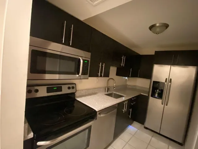 KITCHEN #204N