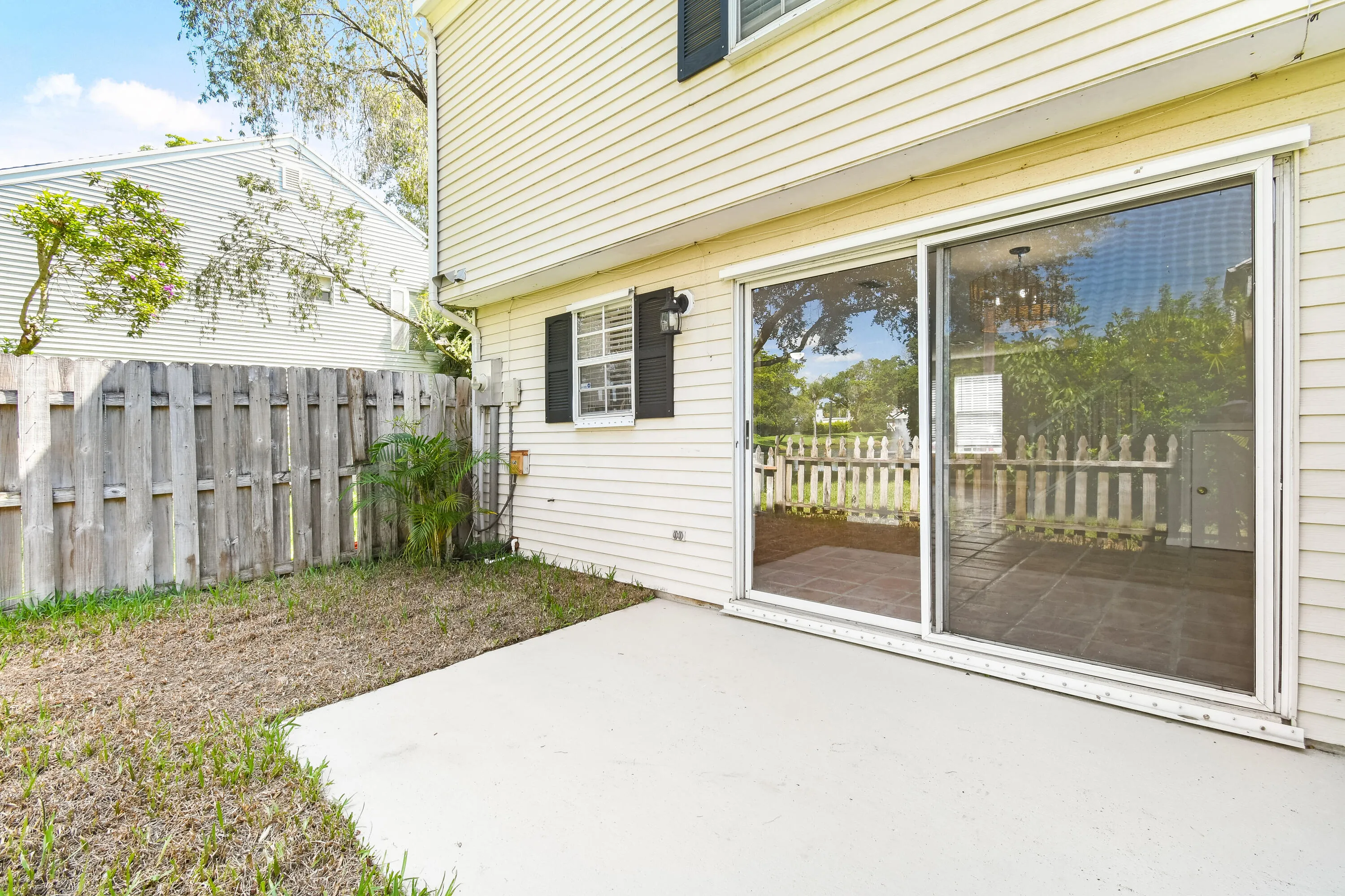 Property photo 33
