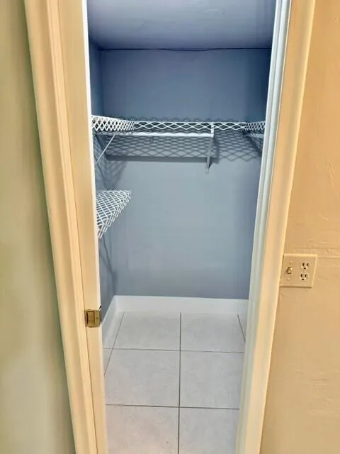 master walk In