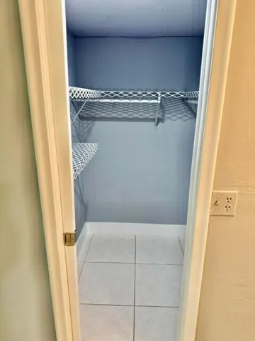 master walk In