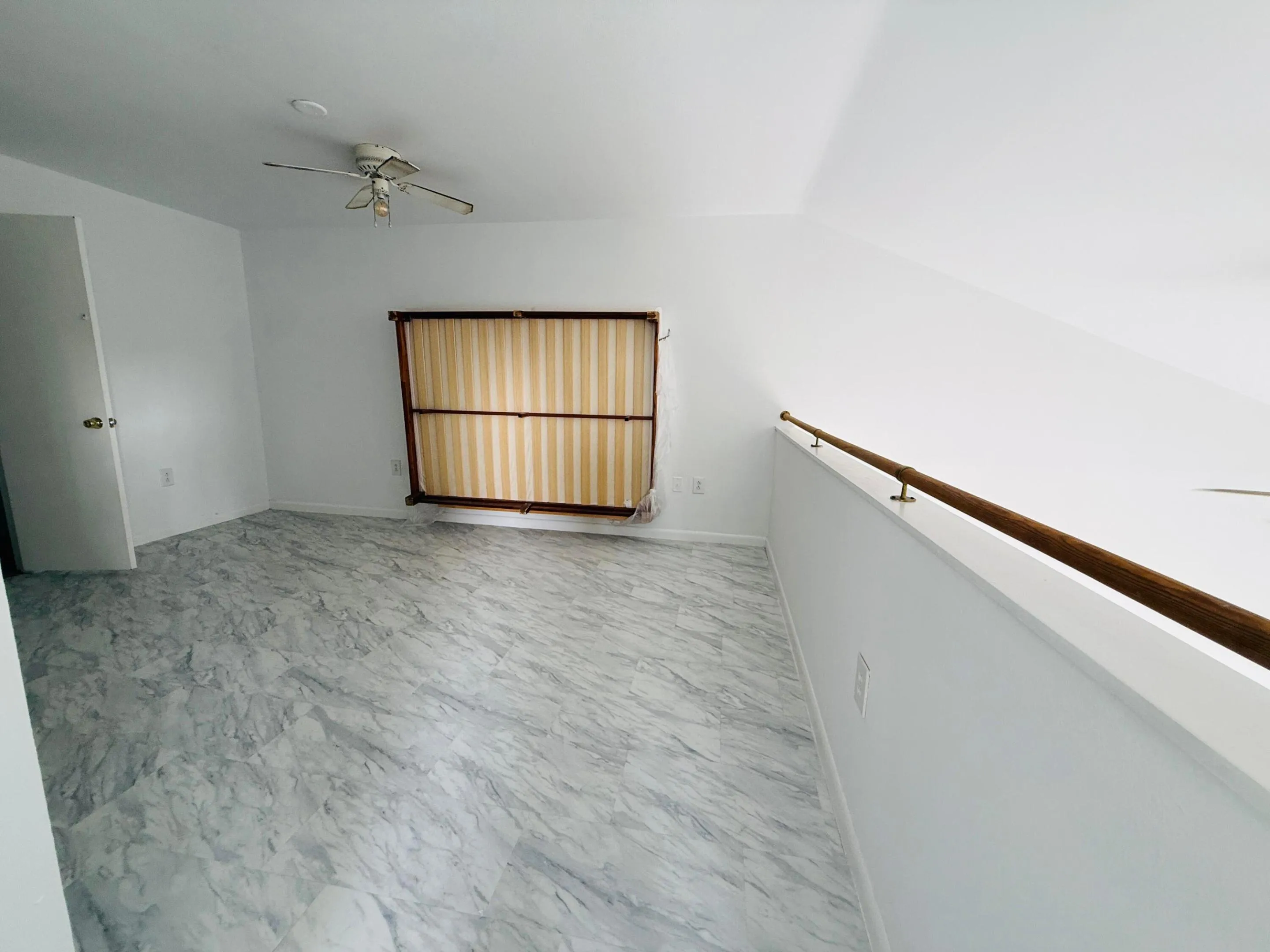 Flex/loft space with convertible bed