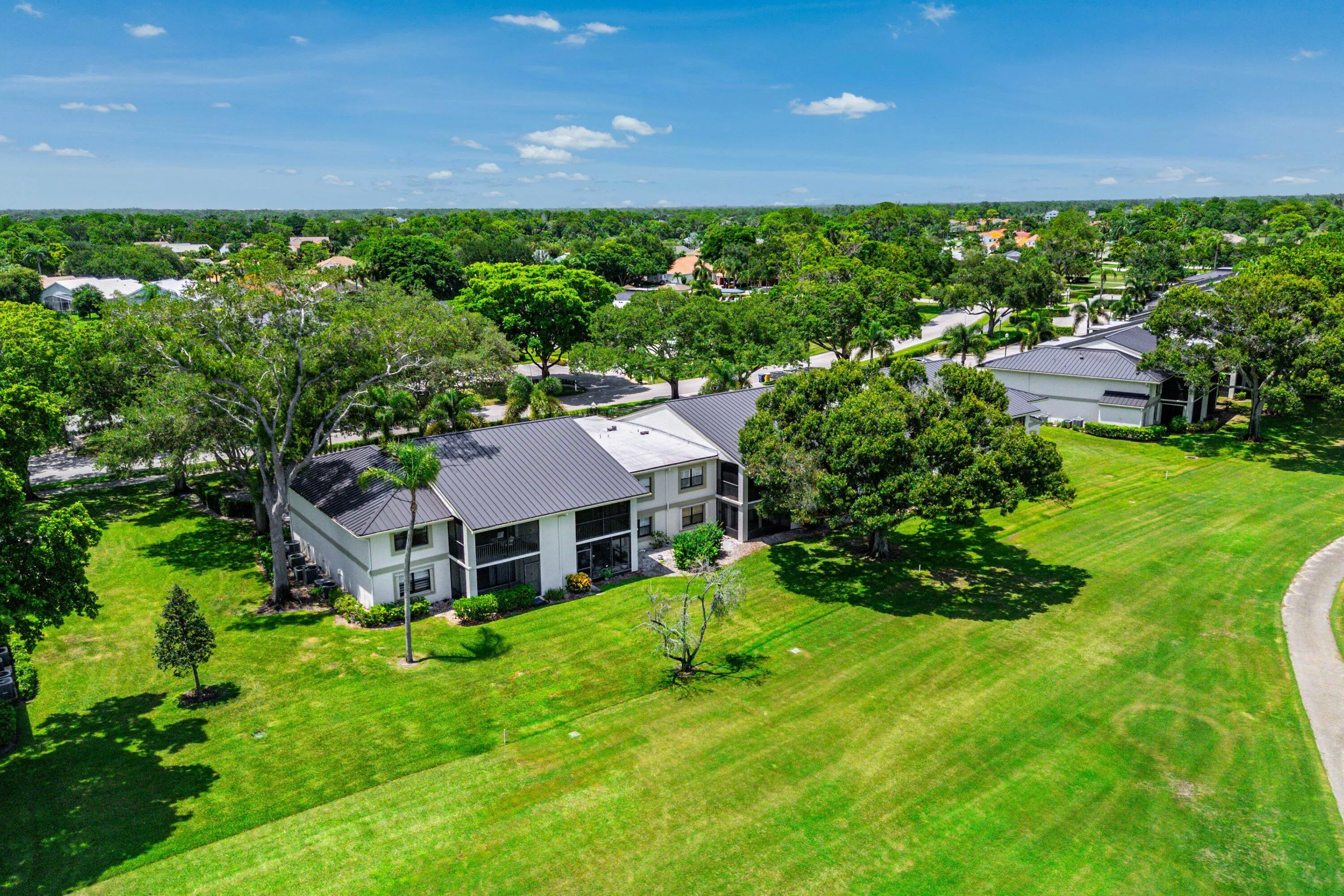 037-12870BriarlakeDrive-106-PalmBeachGar