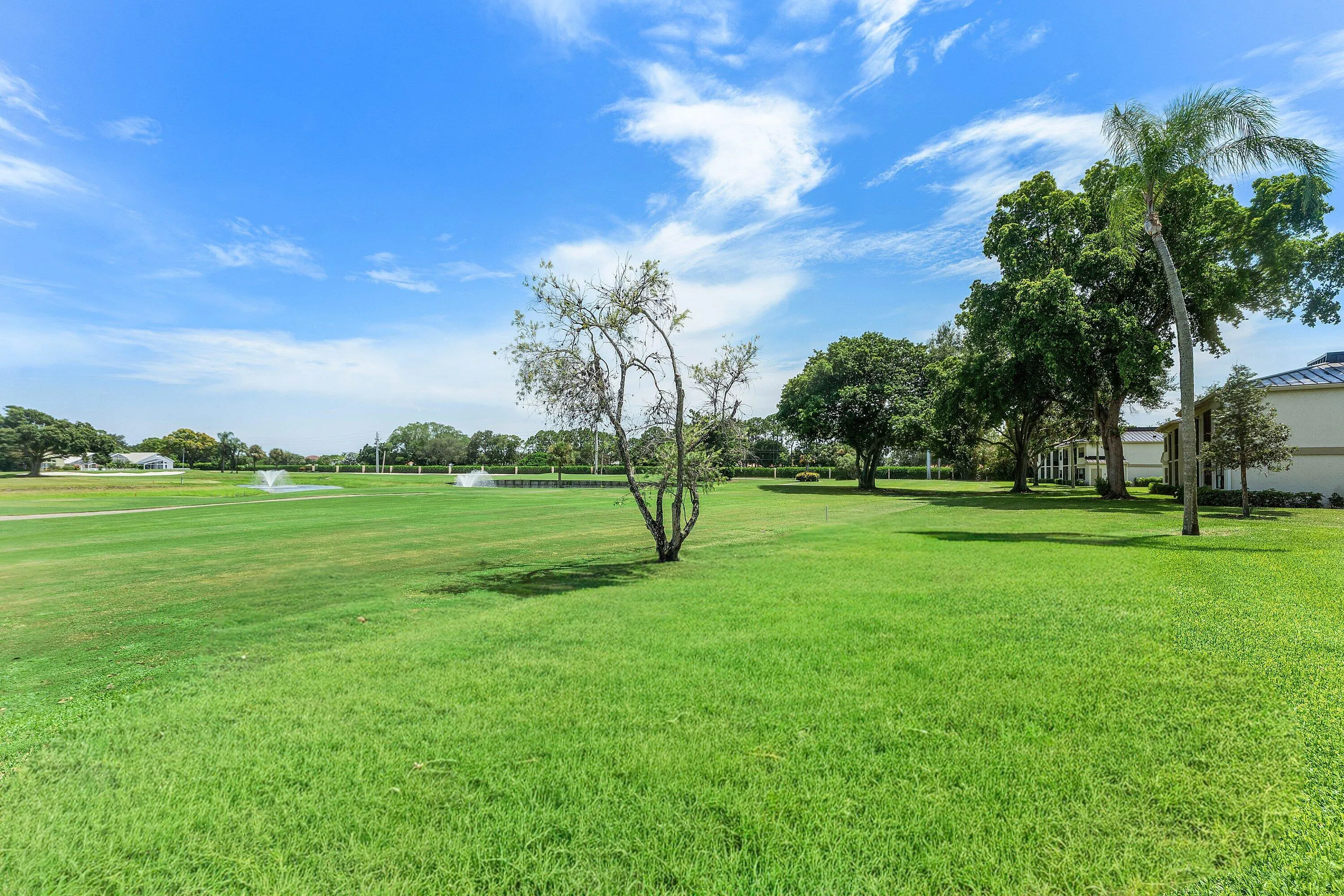 026-12870BriarlakeDrive-106-PalmBeachGar