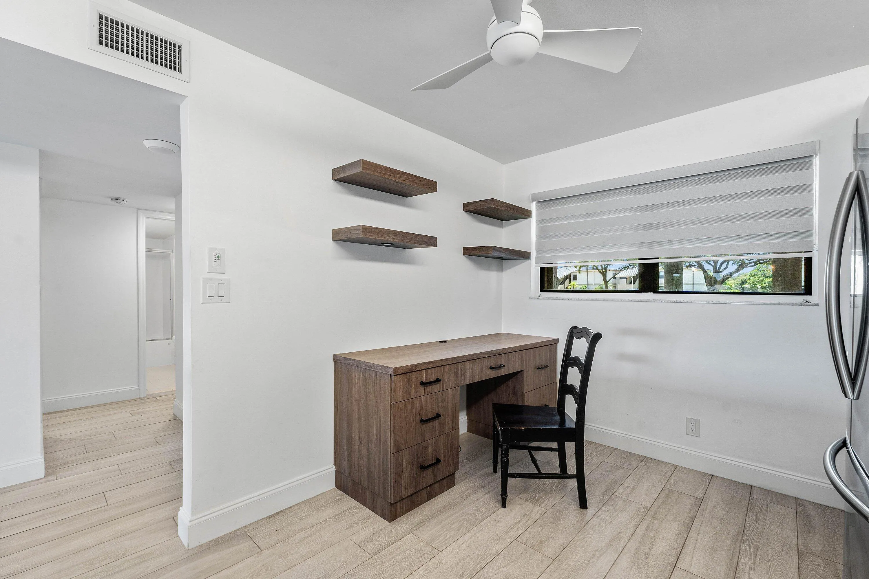 007-12870BriarlakeDrive-106-PalmBeachGar