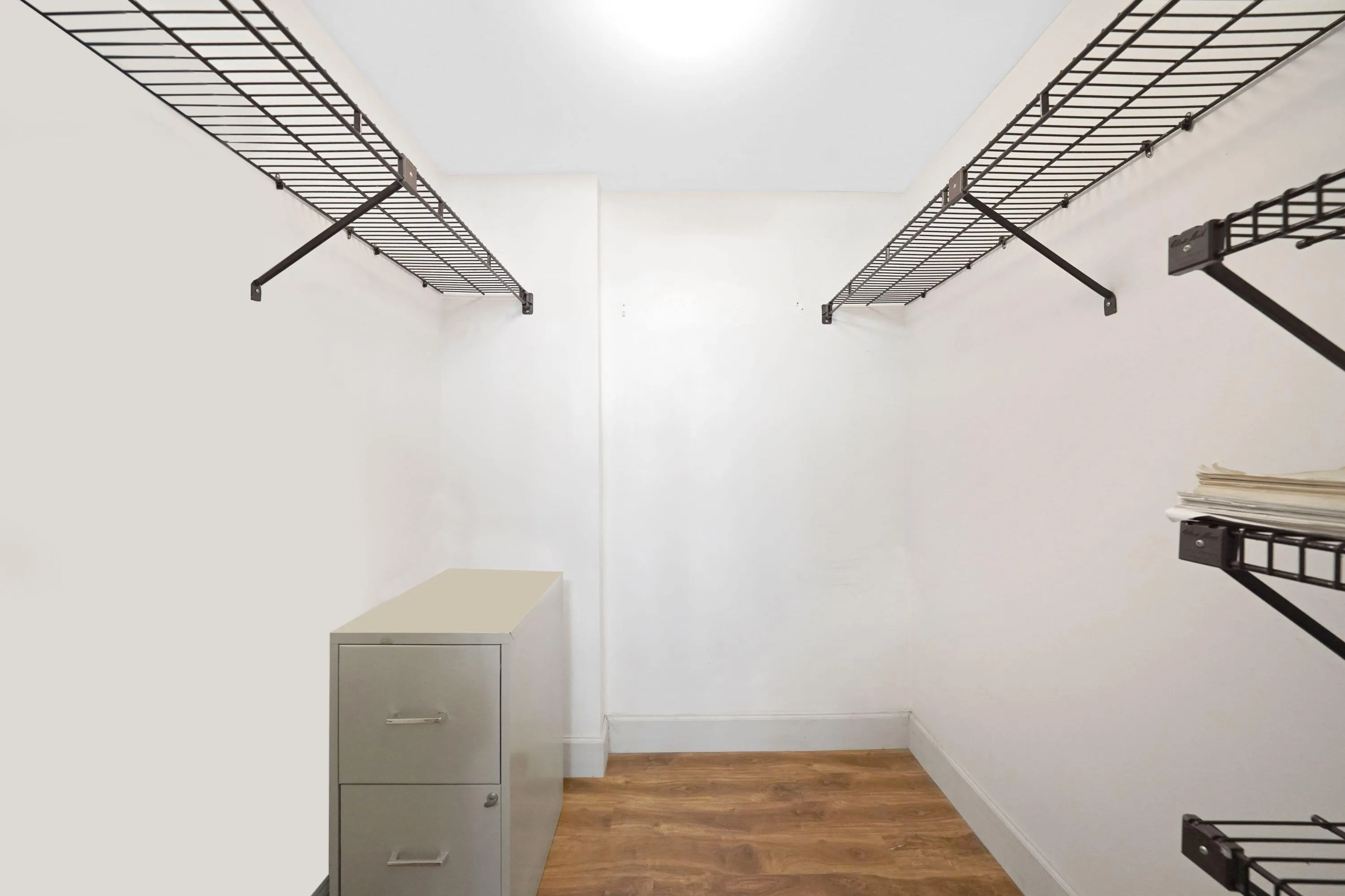 Walking Closet - Master Bedroom