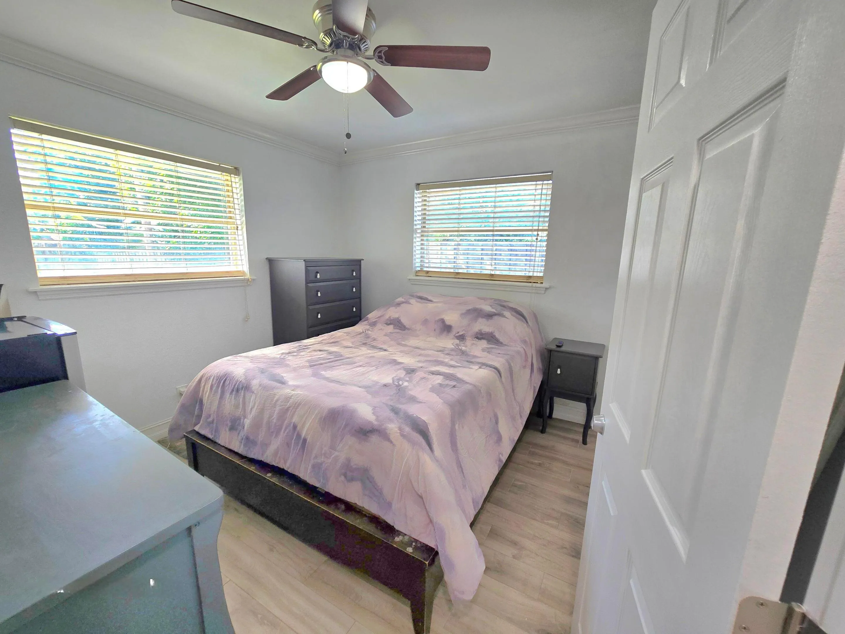 Guess Room 2