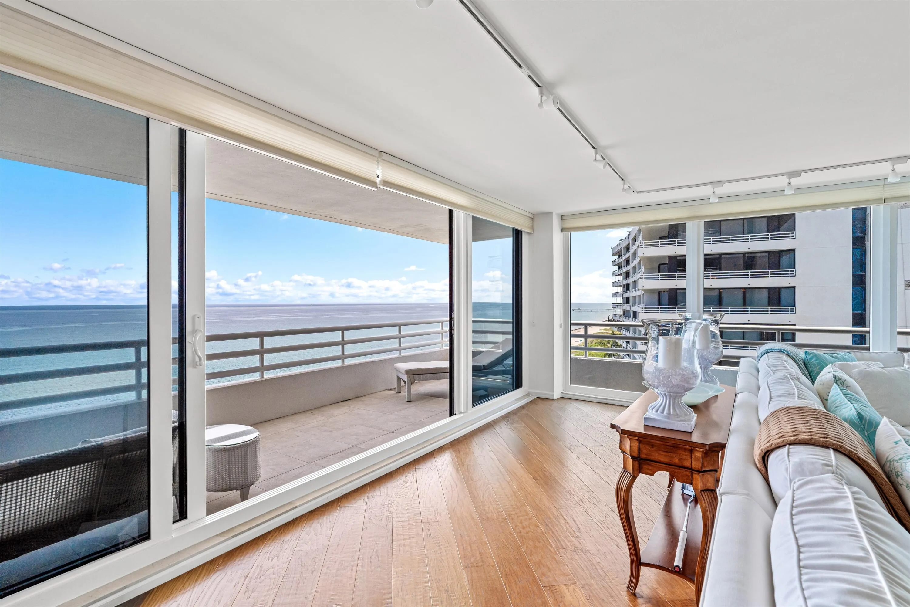 OCEANVIEW BALCONY