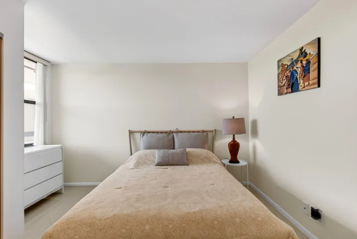 Second bedroom