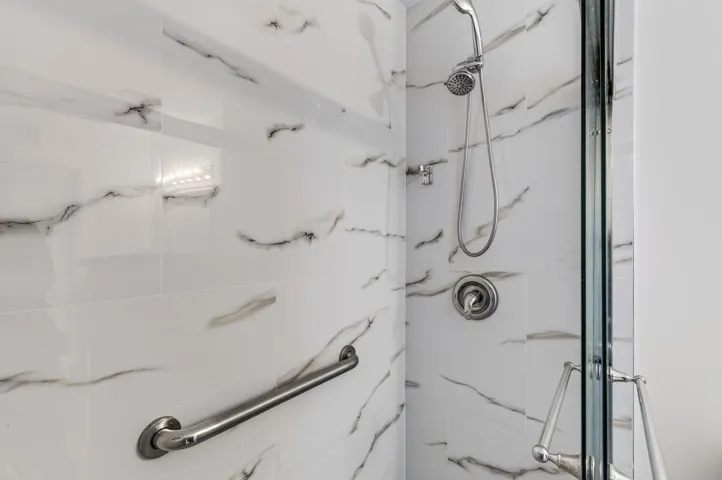 Primary shower