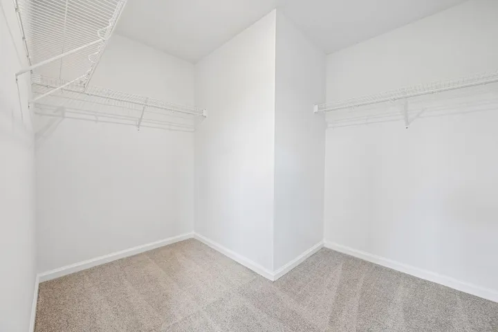 -643 Salisbury Cir (18)