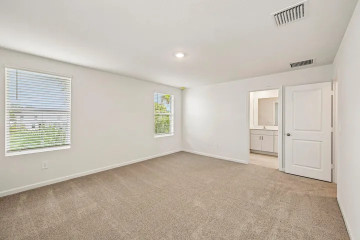 -643 Salisbury Cir (25)