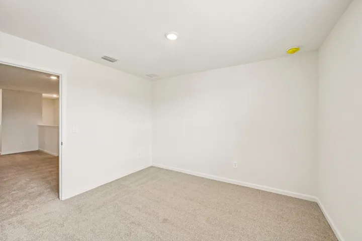 -643 Salisbury Cir (19)