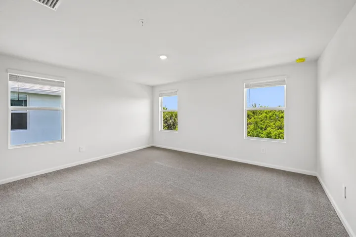 -643 Salisbury Cir (15)
