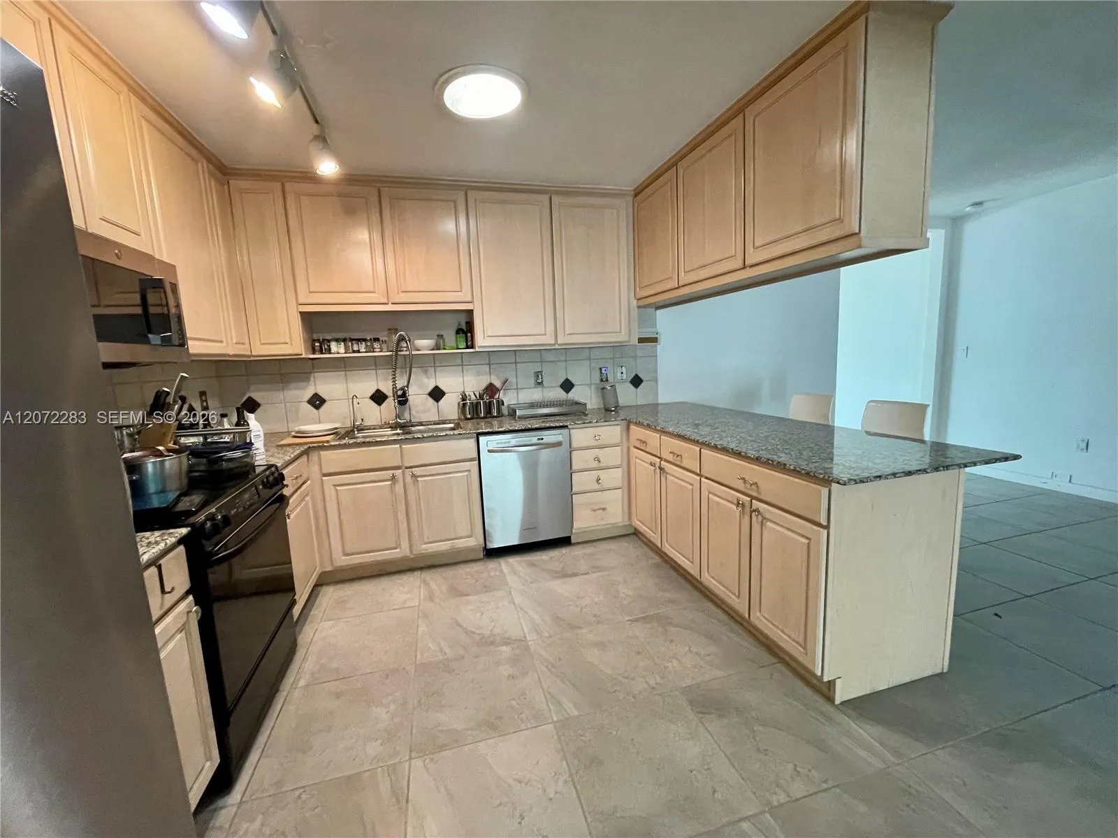 Property photo 8