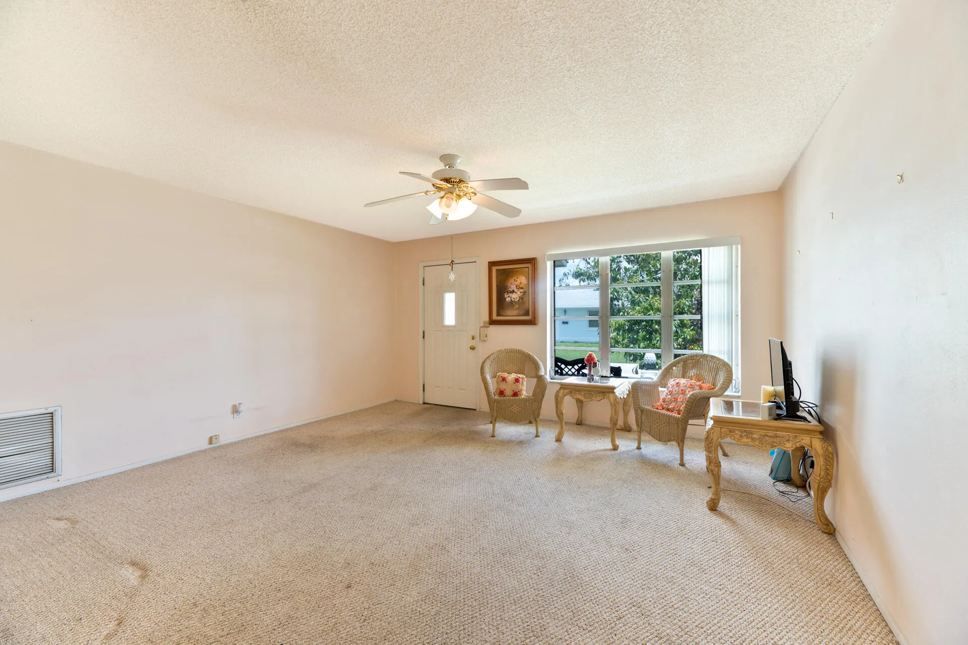 Oversized Living Room Window