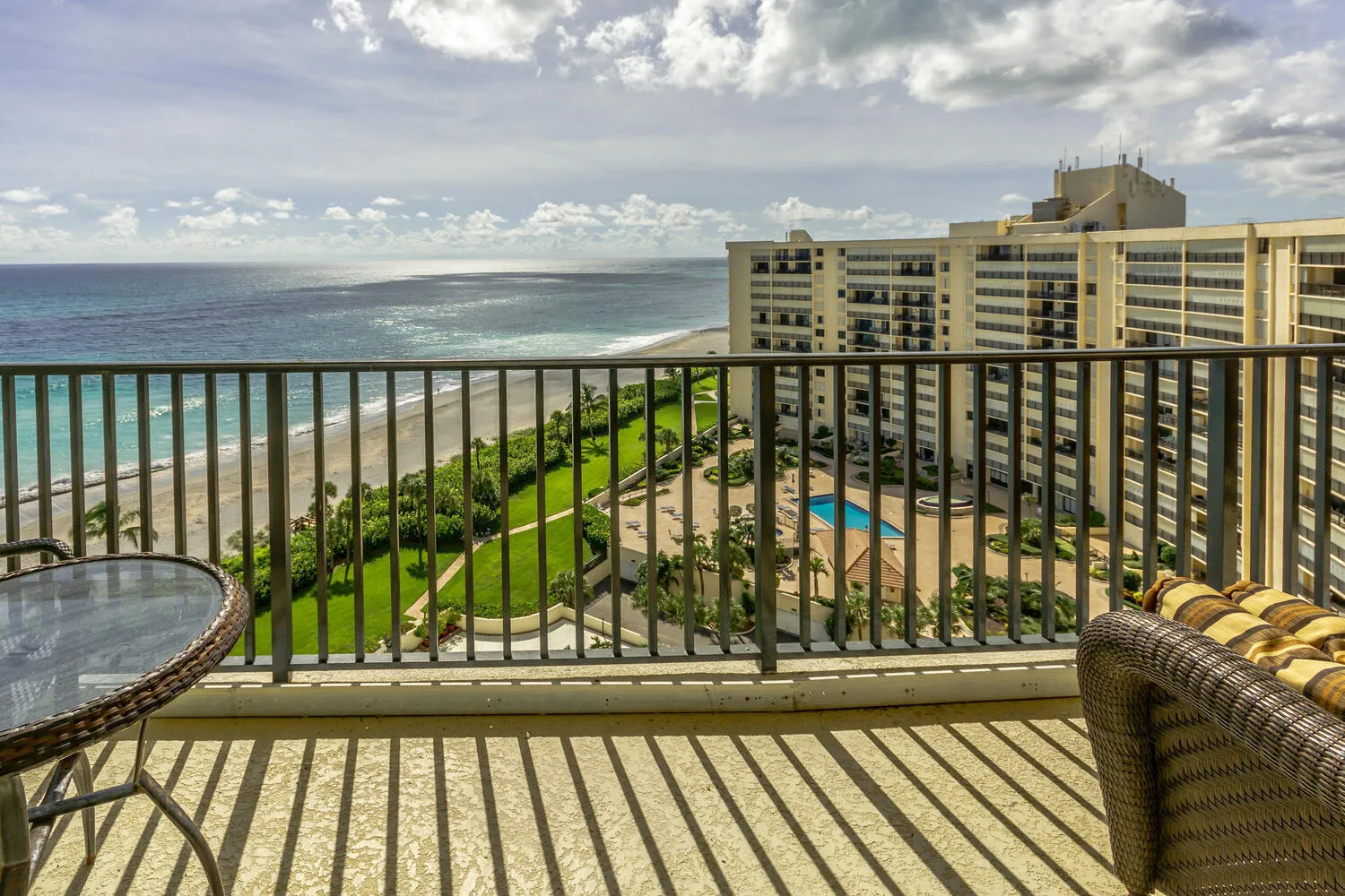 400 Ocean Trail Way 1405-large-007-017-B