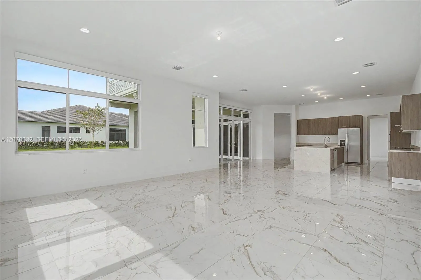 Property photo 44