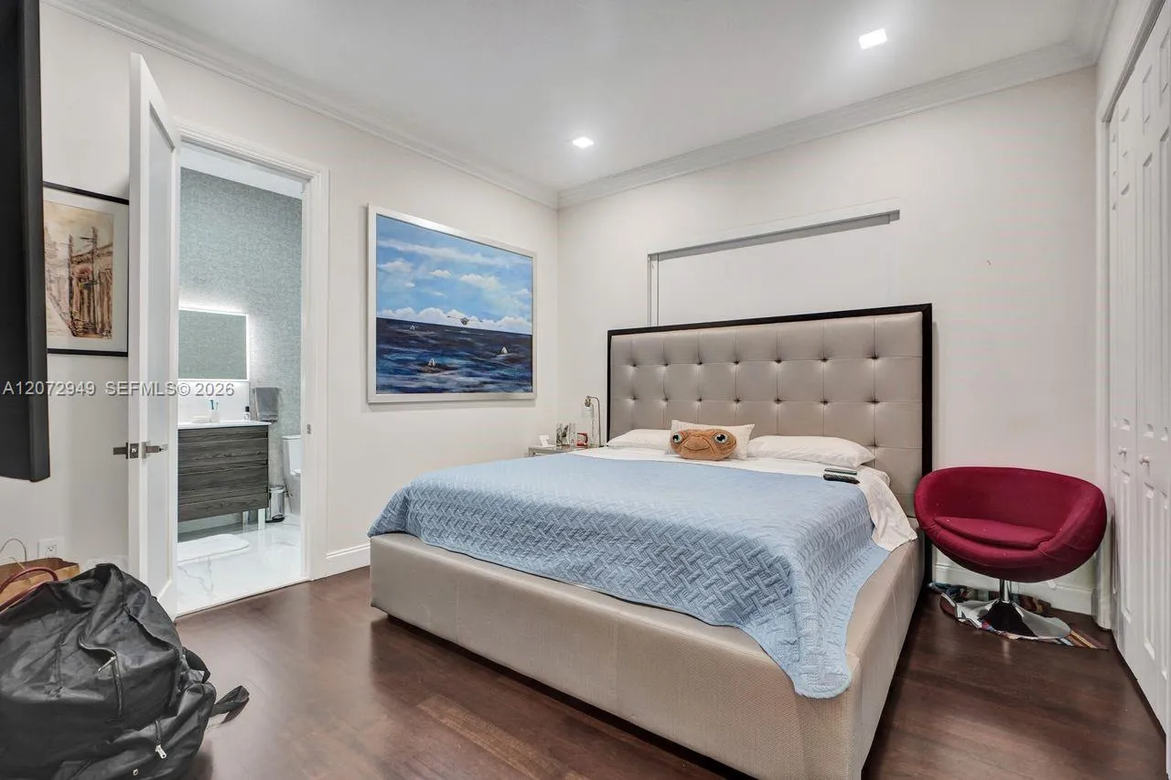 Property photo 24