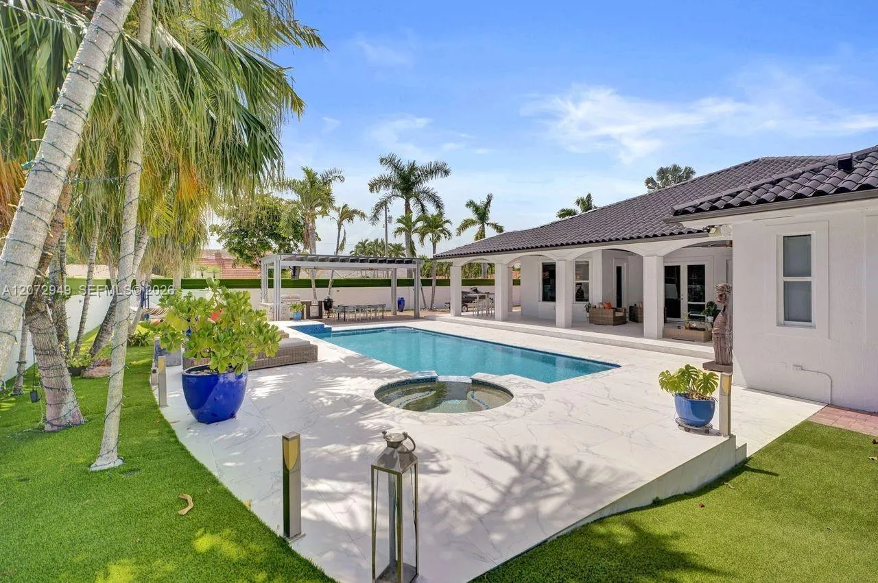 Property photo 37