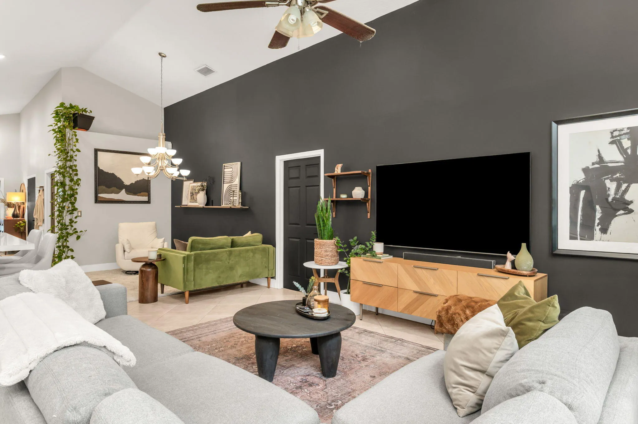 16-web-or-mls-photo-15