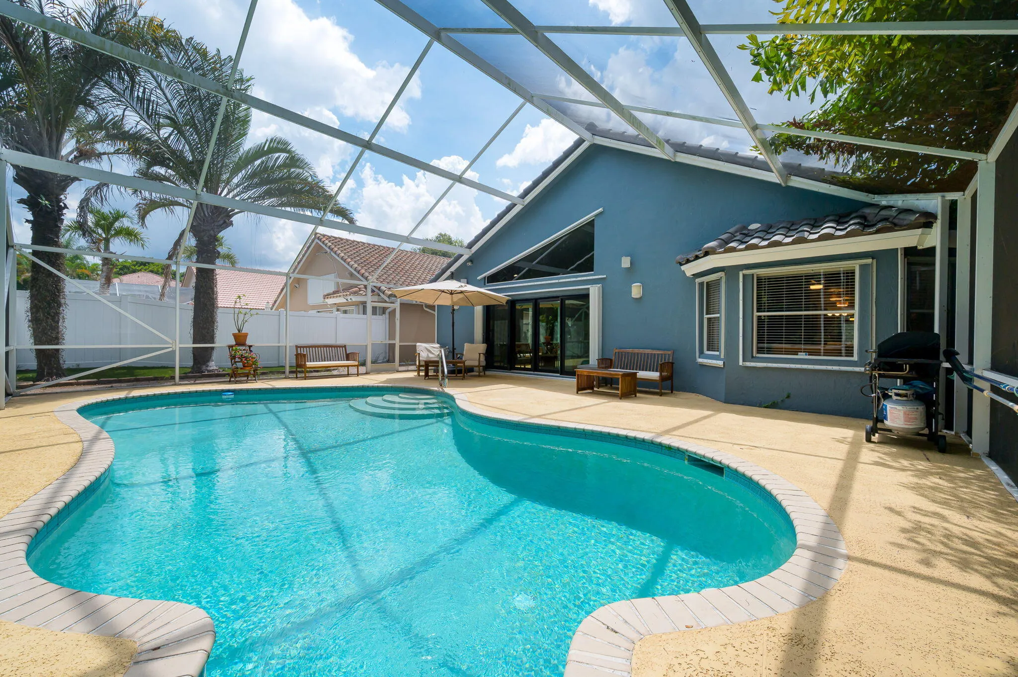 56-web-or-mls-exterior-5