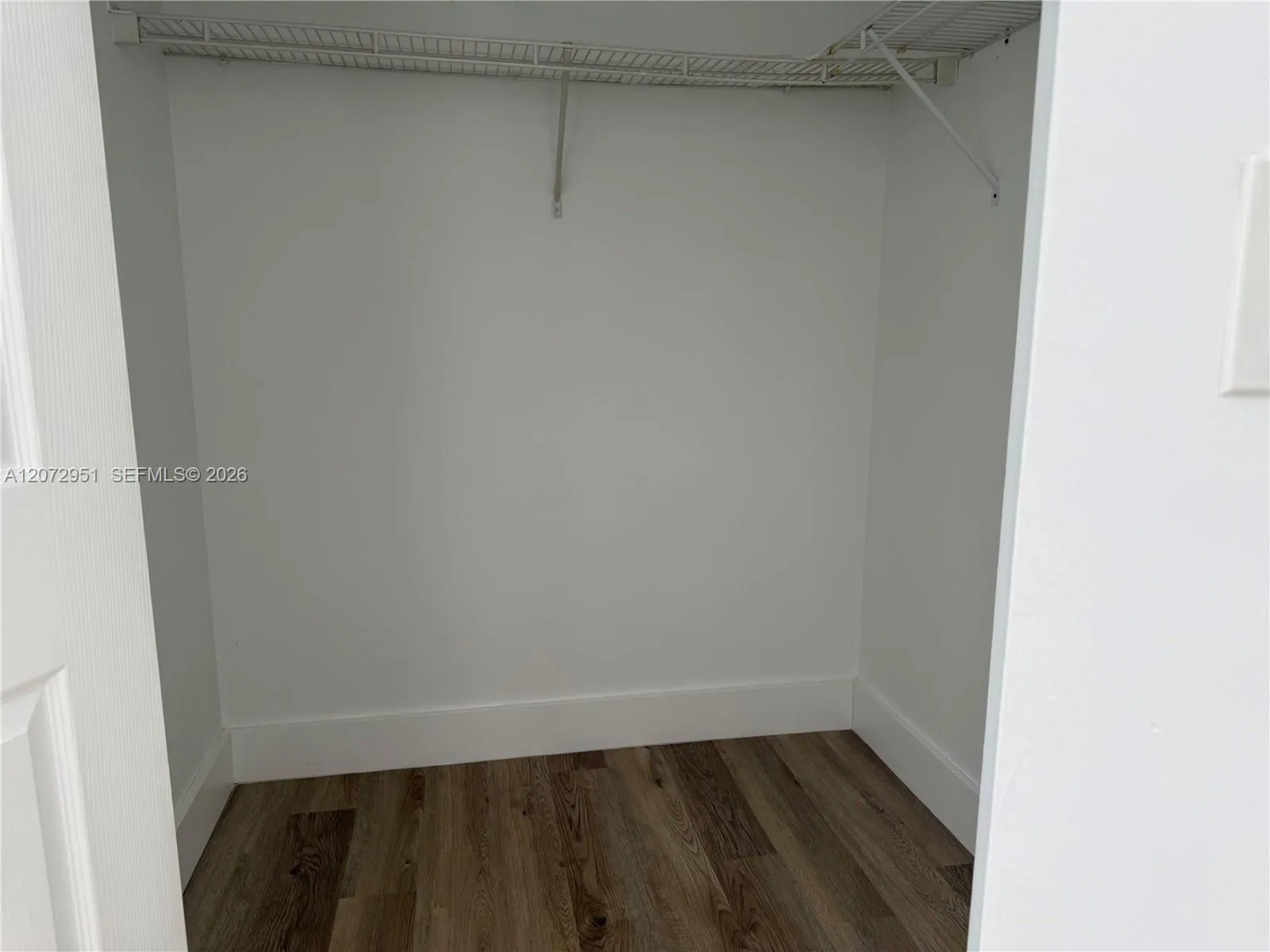 Walk-in closet