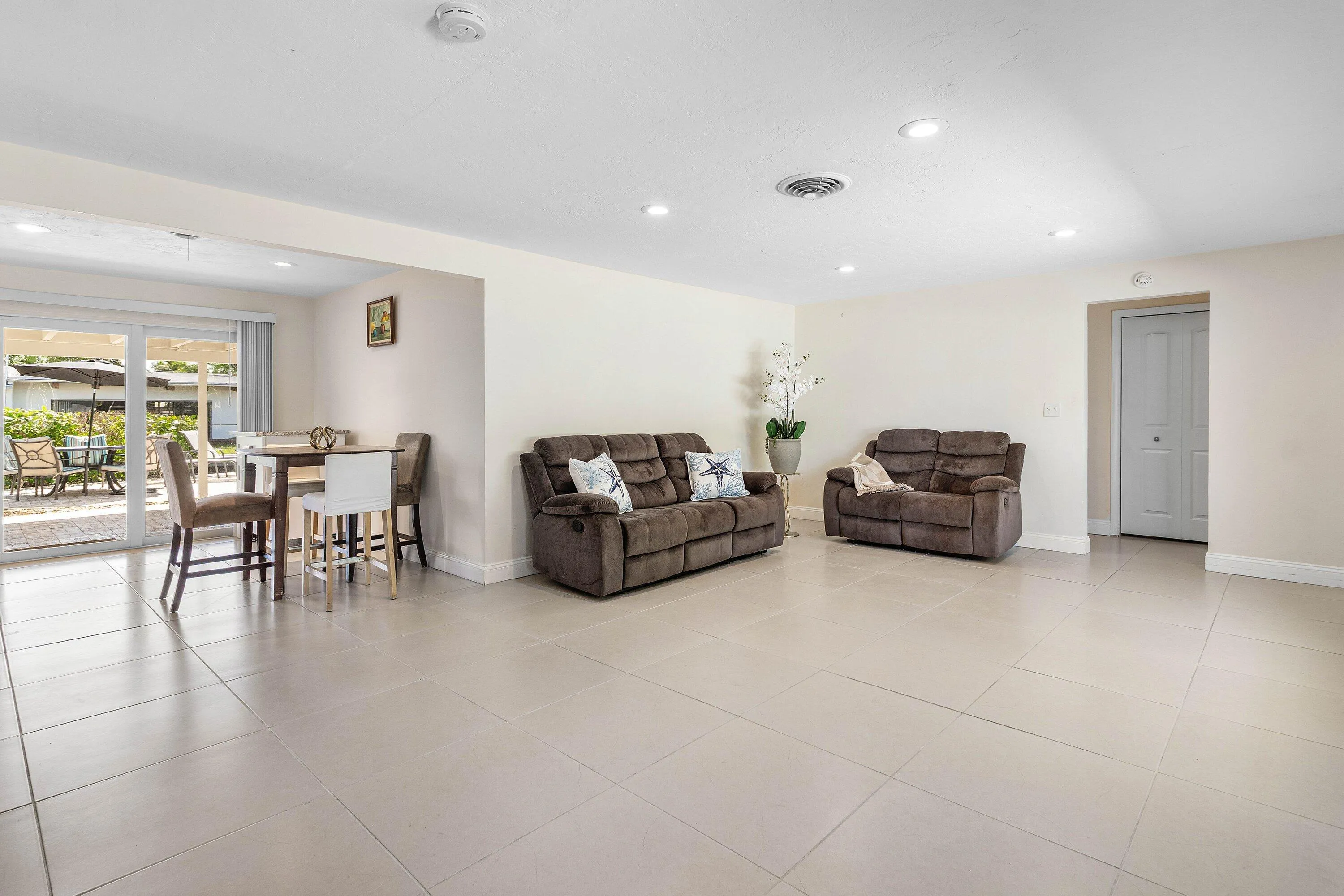 006-1620Southwest4thAvenue-PompanoBeach-