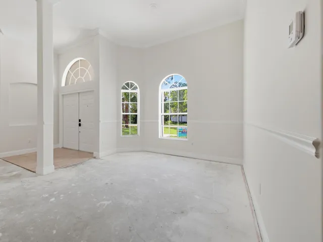 Dining Foyer