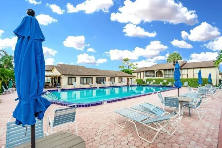 pool