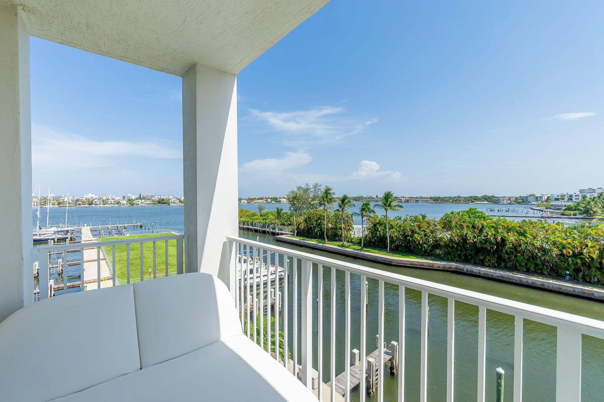 Balcony - South