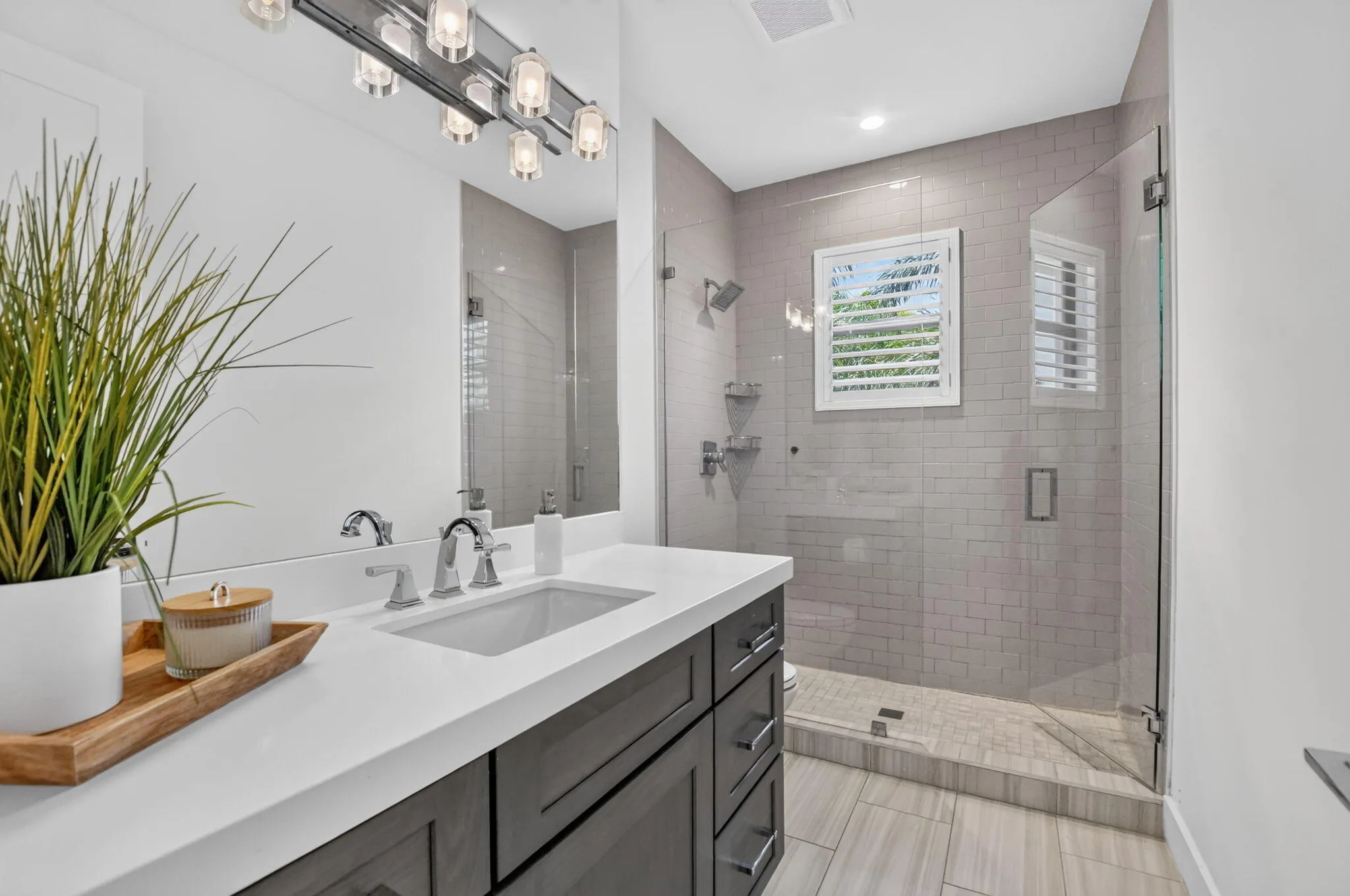 SECOND FLOOR BATH