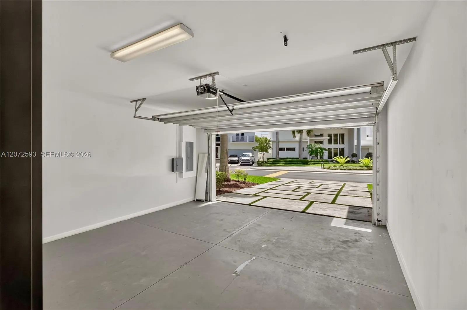 Property photo 34