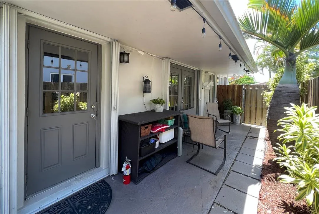 Covered Porch Patio Kitchen Entrance