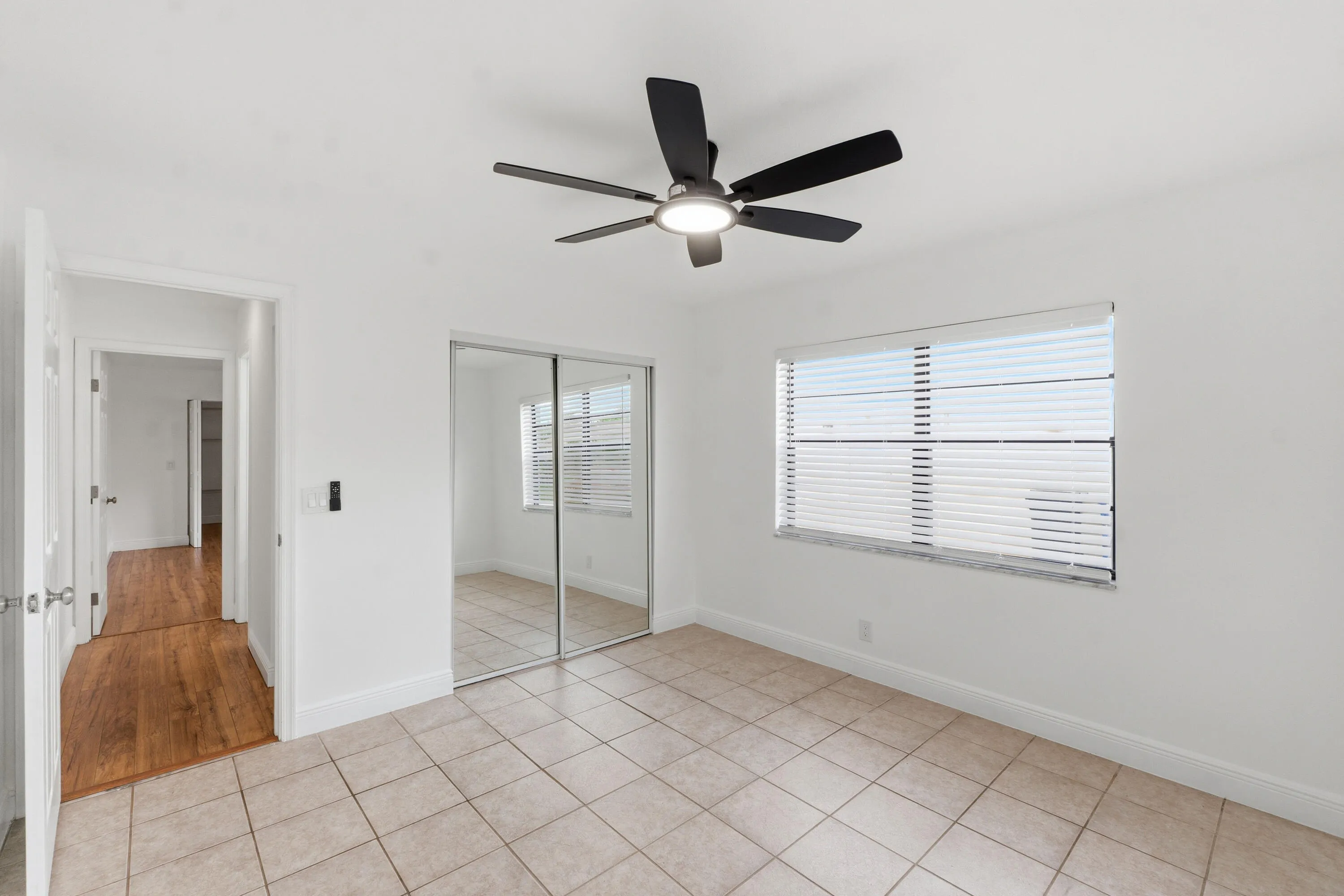 3379 NW 63rd St_033