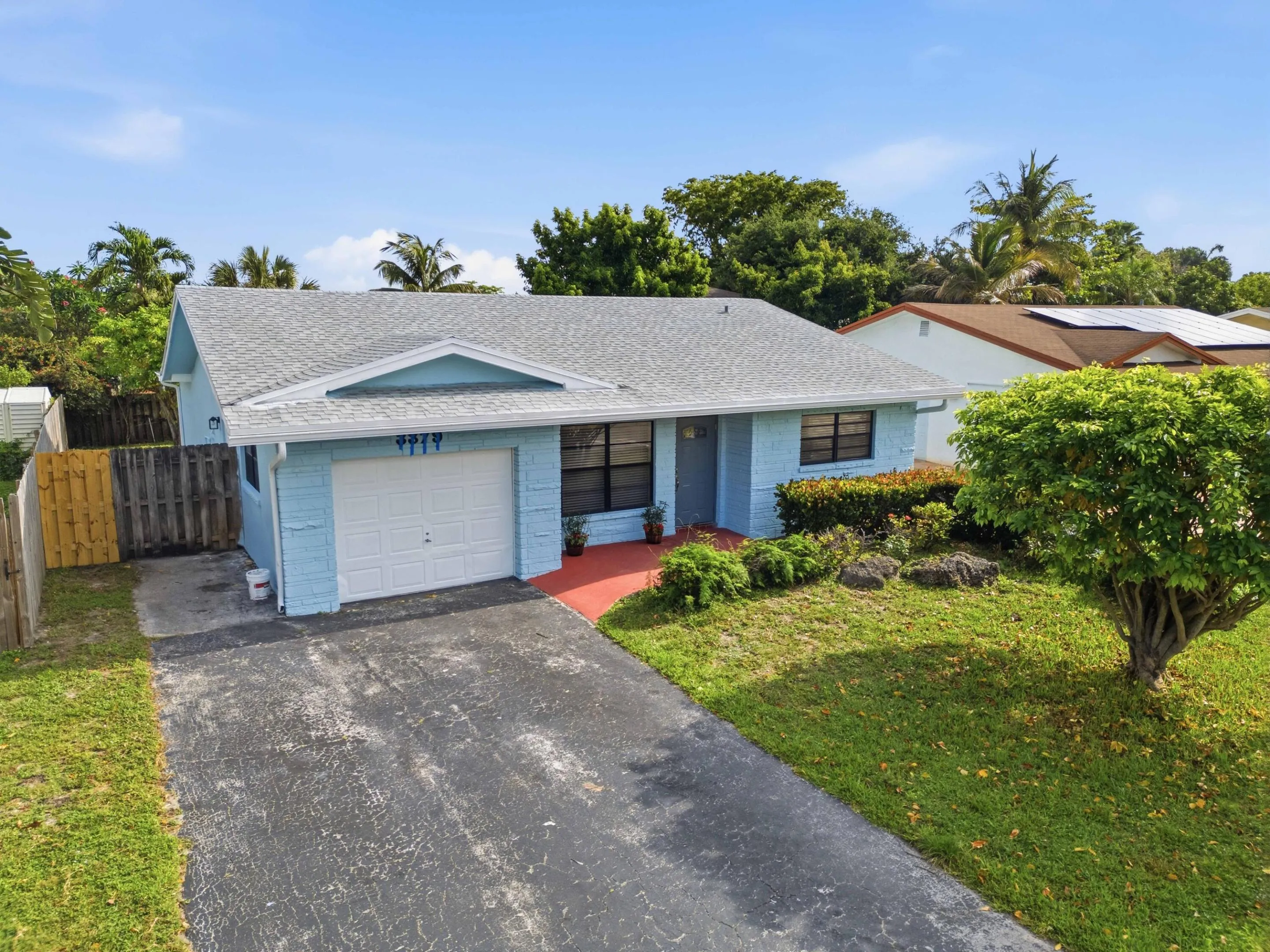 3379 NW 63rd St_001