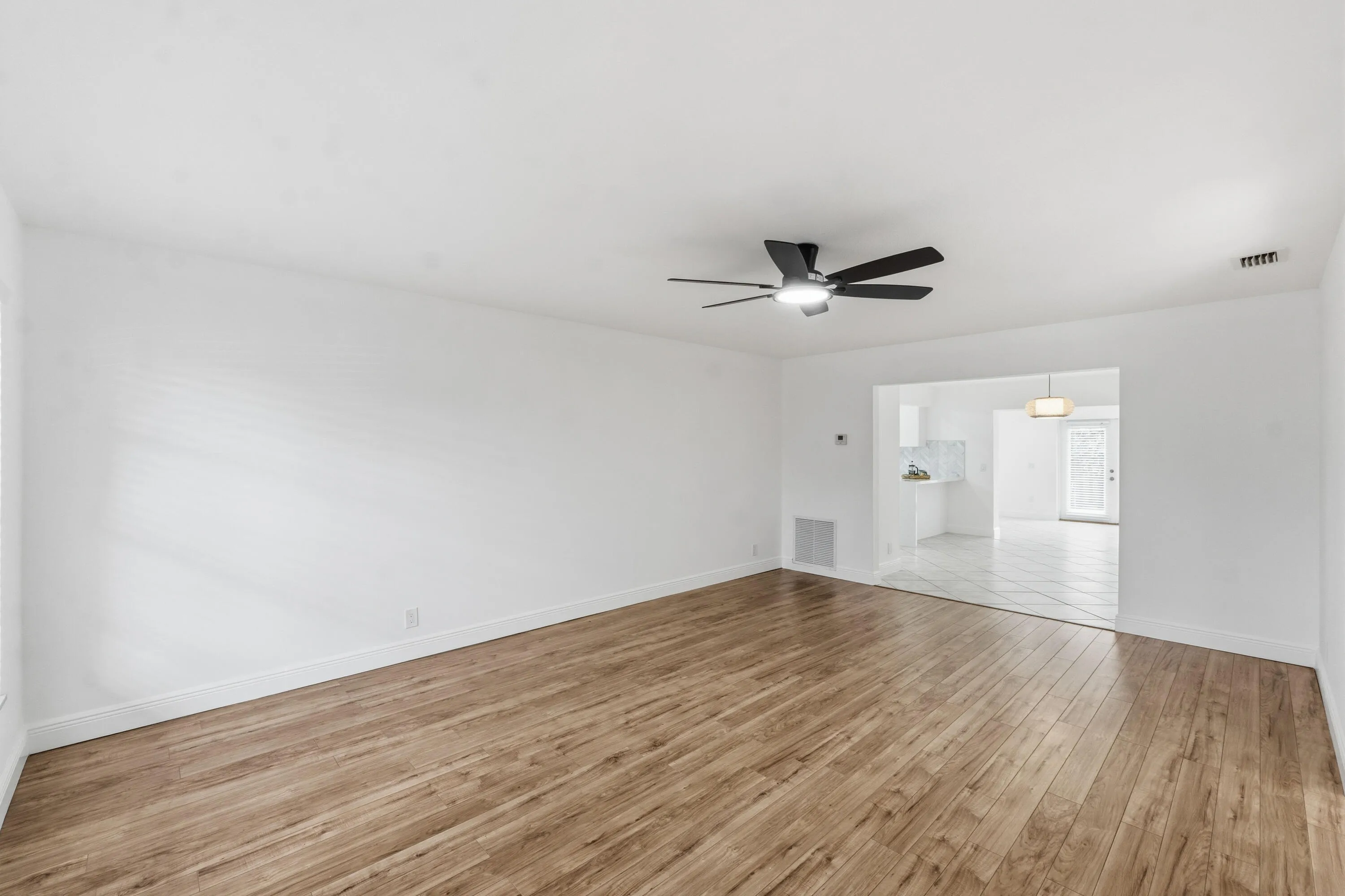 3379 NW 63rd St_020