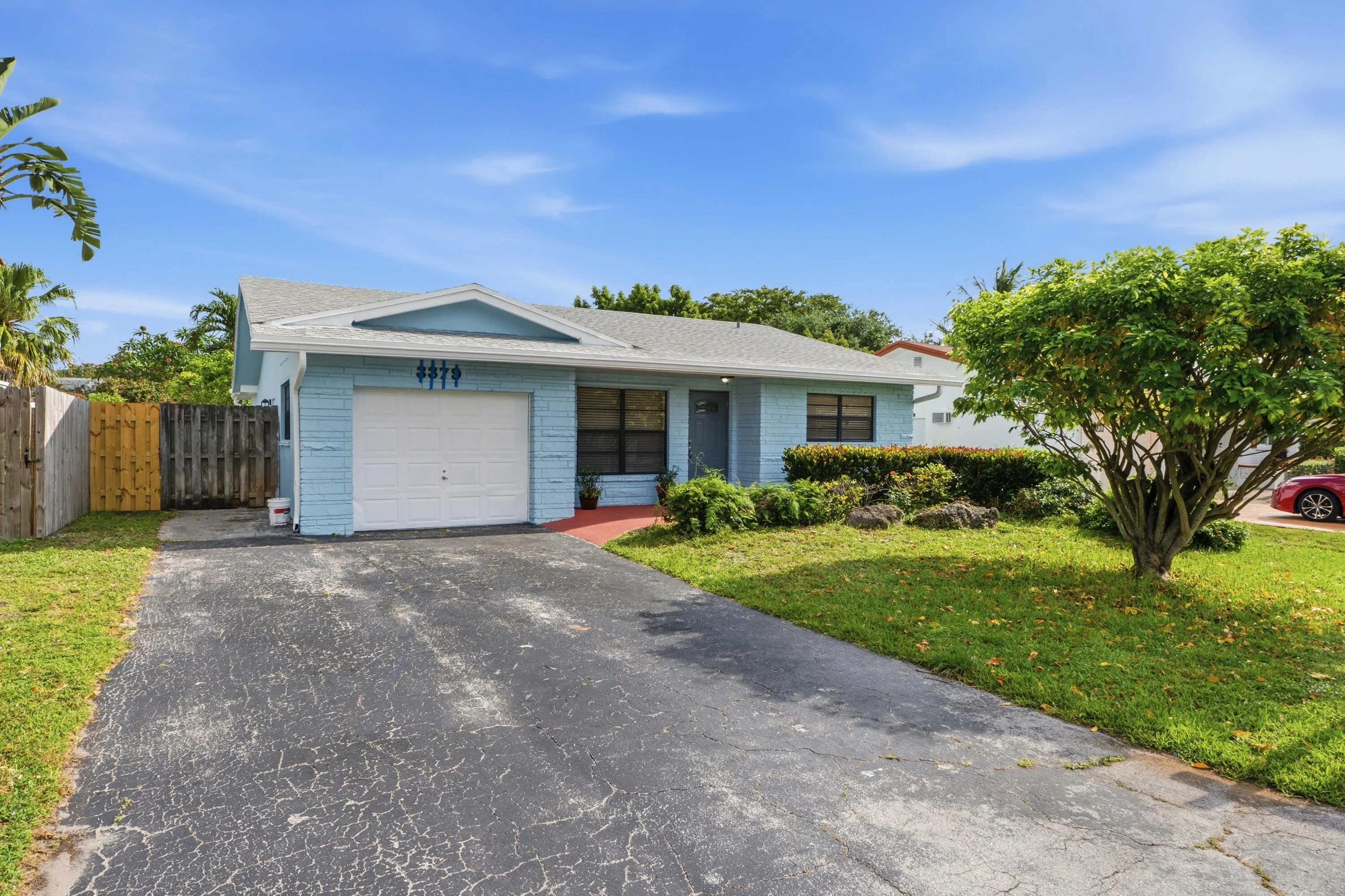 3379 NW 63rd St_017