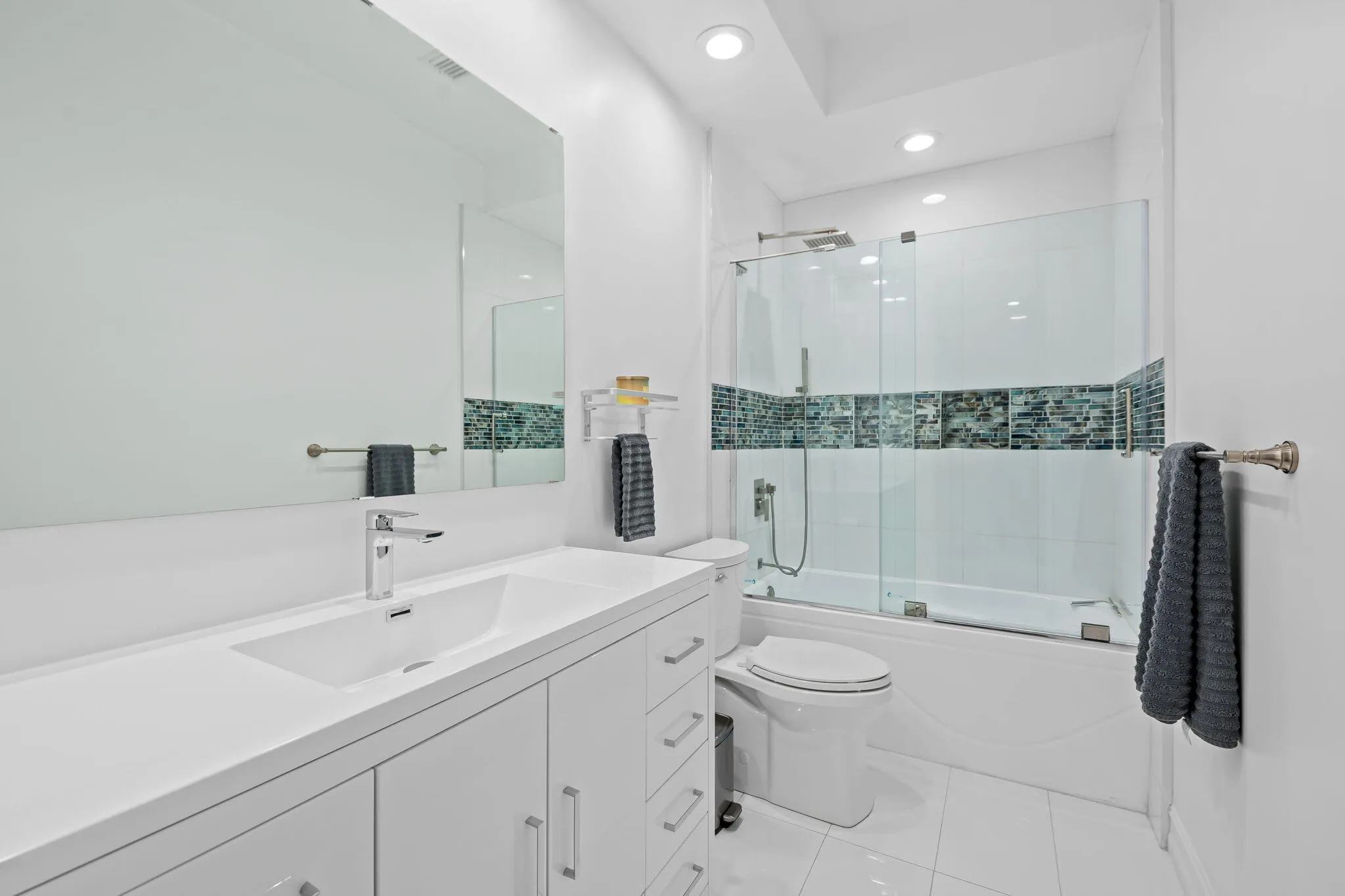 Bathroom 4