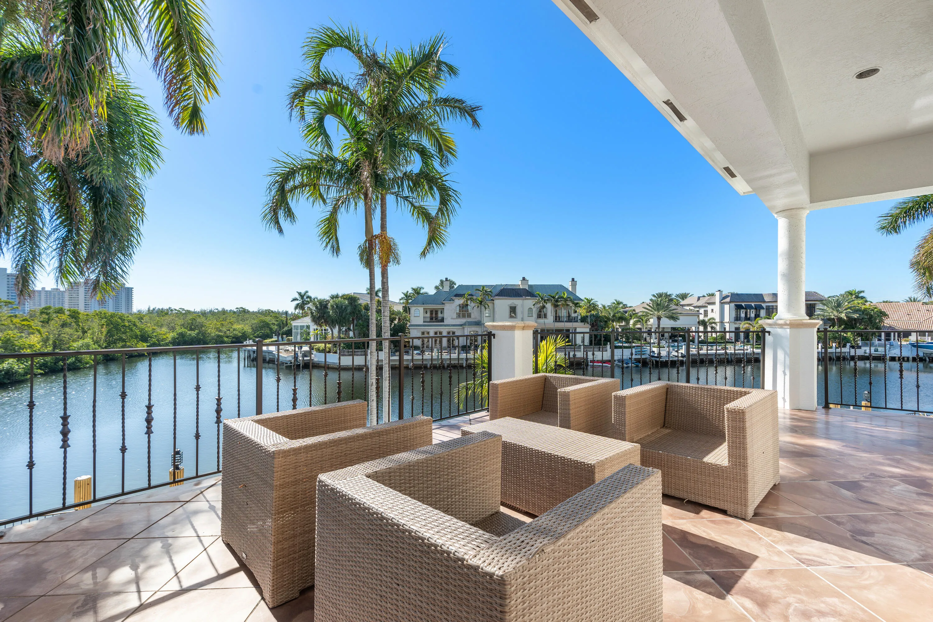 036-4900SanctuaryLane-BocaRaton-FL-33431