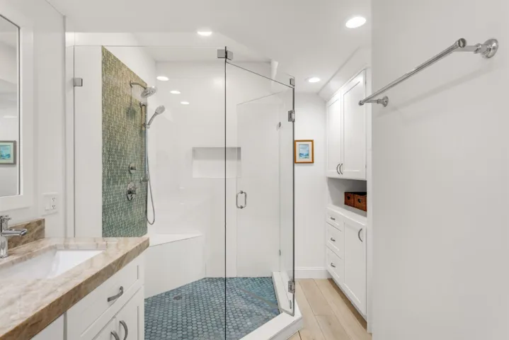 PRIMARY_BATHROOM_STRAIGHT