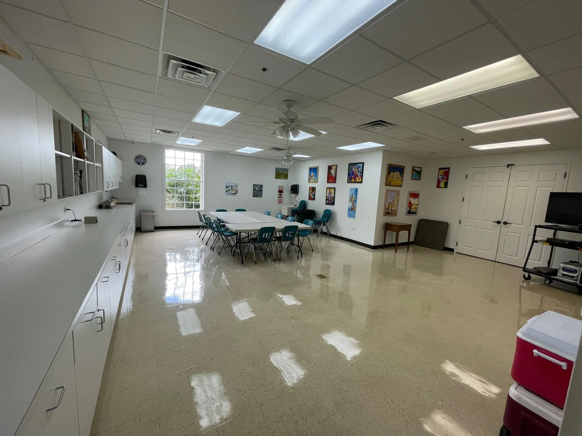 Arts and Crafts room