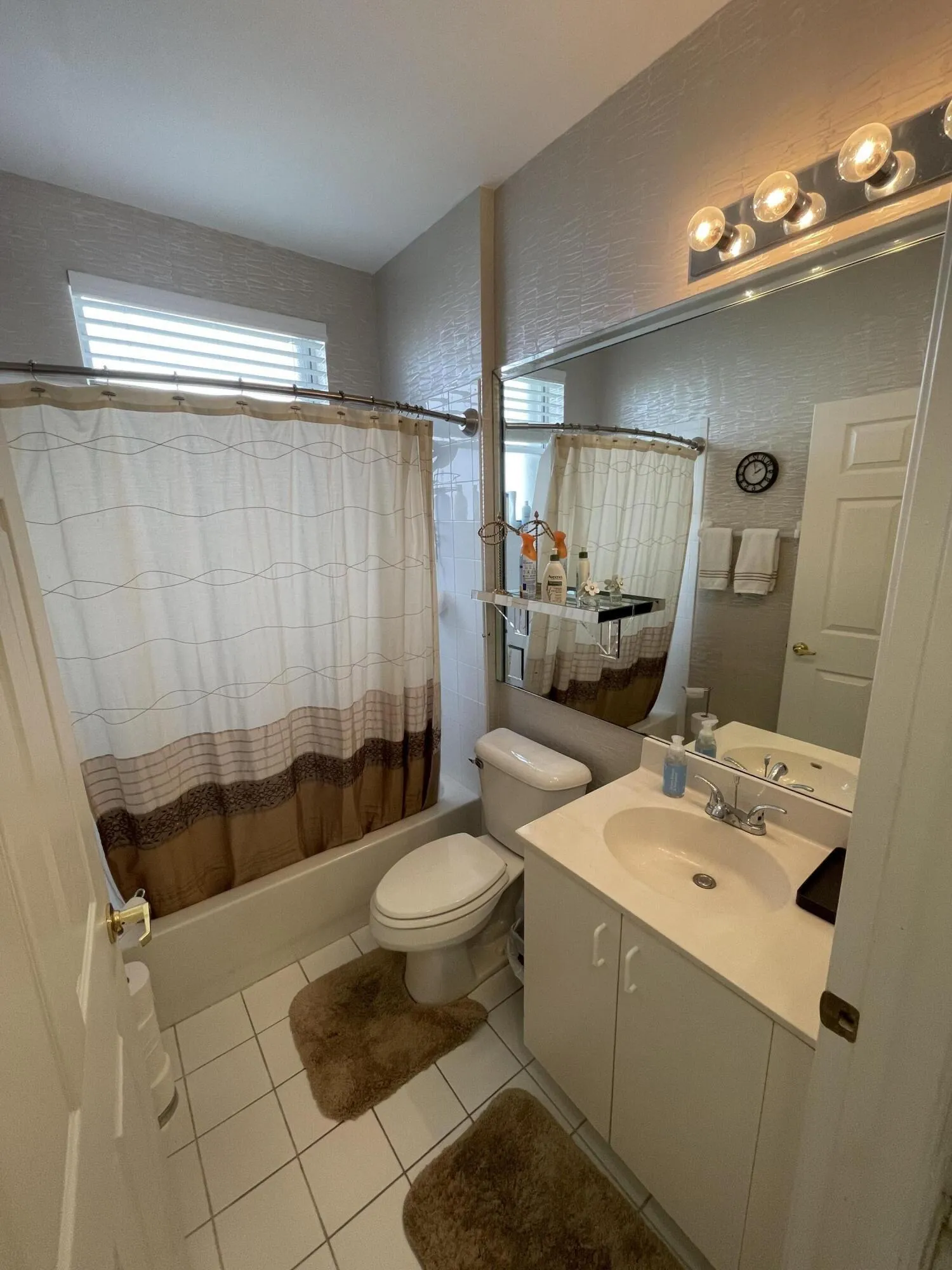 Guest bathroom